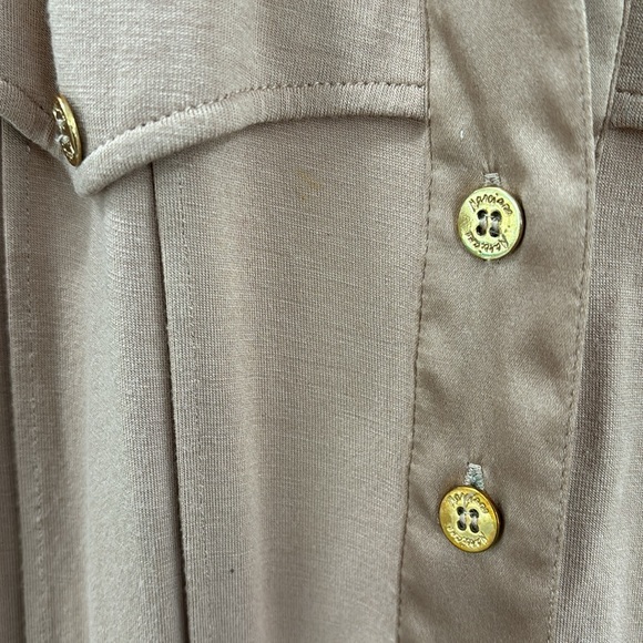 Adorable Halter top with satin collar - Picture 3 of 4